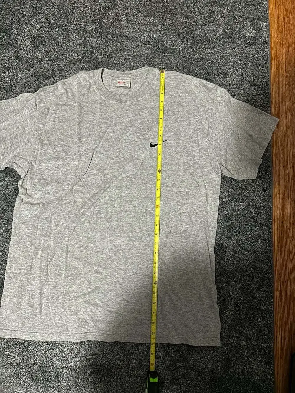Vintage 90s Nike Small Swoosh Gray T-Shirt Size Large Made in USA